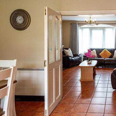 Kerry Holiday Homes At The Killarney Holiday Village Exterior foto